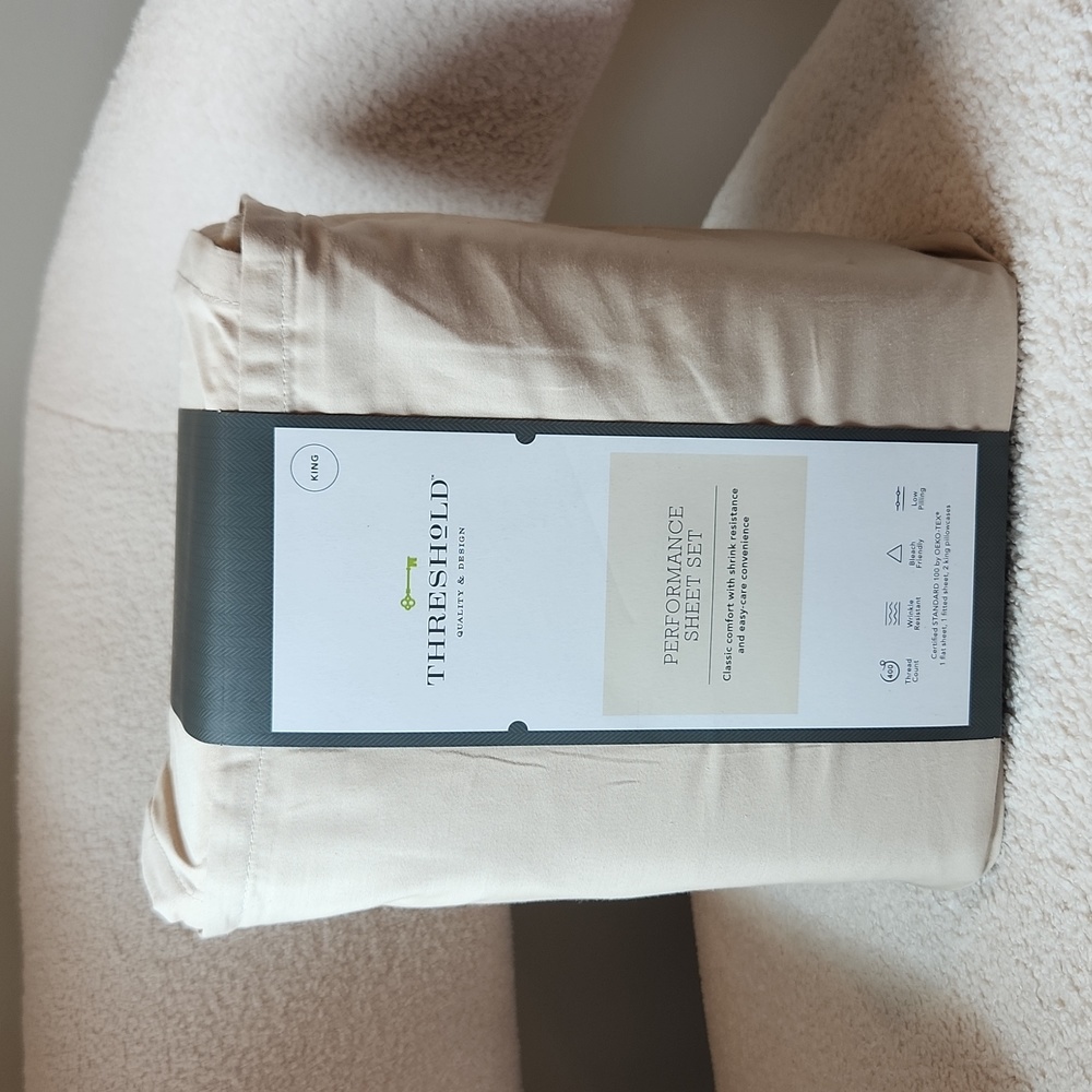 Threshold, performance fabric, King size sheet set